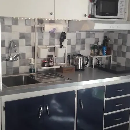 Casita Del Reloj Apartment