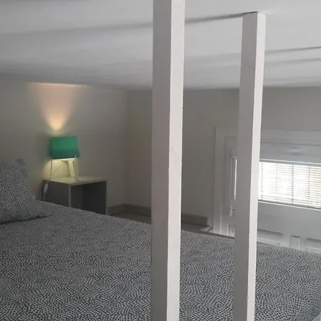 Casita Del Reloj Apartment